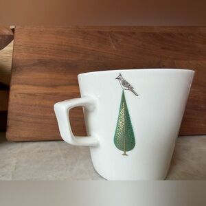 Good Earth Bulbul teacup